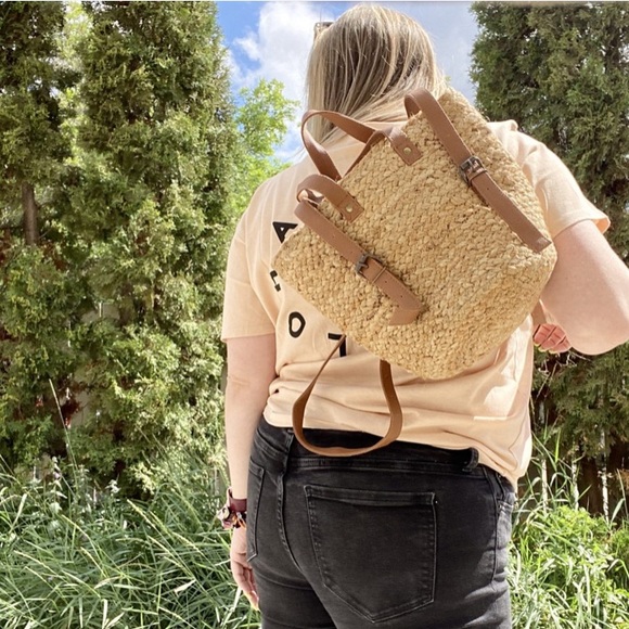 The Shorebreak Picnic Cooler Bag/Backpack– XIX Palms, Beachly Exclusive NWT - Picture 11 of 11